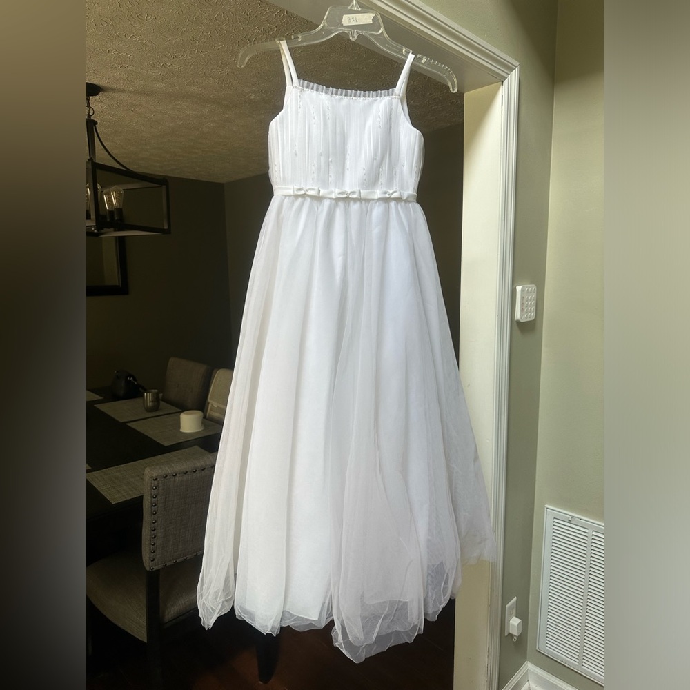 Flower girl dress, long.